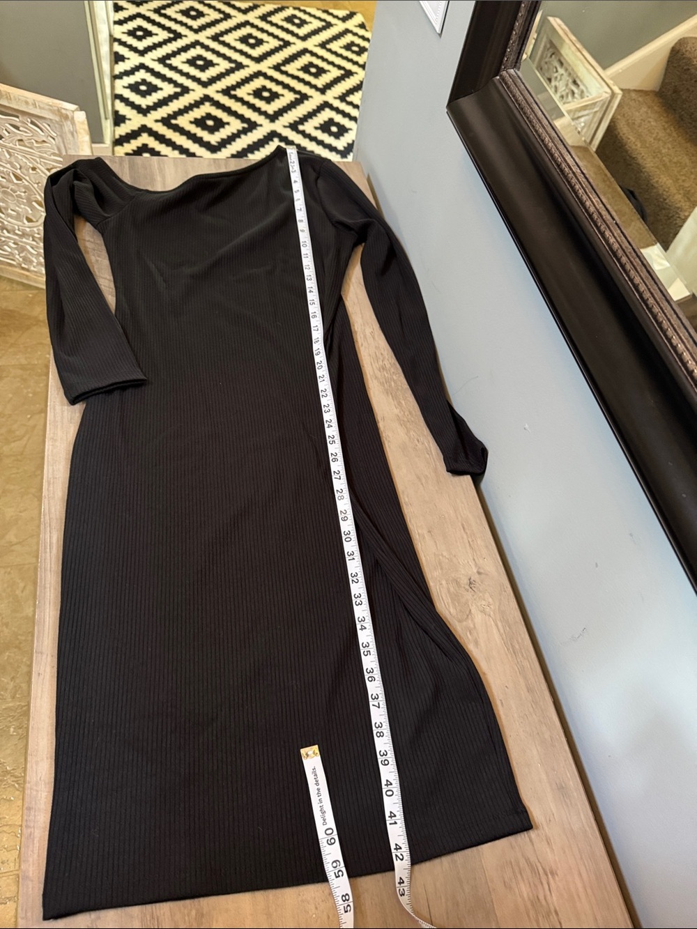 Vici black ribbed dress like new condition size large - Picture 6 of 9